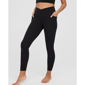OFFLINE By Aerie Real Me XTRA Crossover High Waisted Pocket Legging